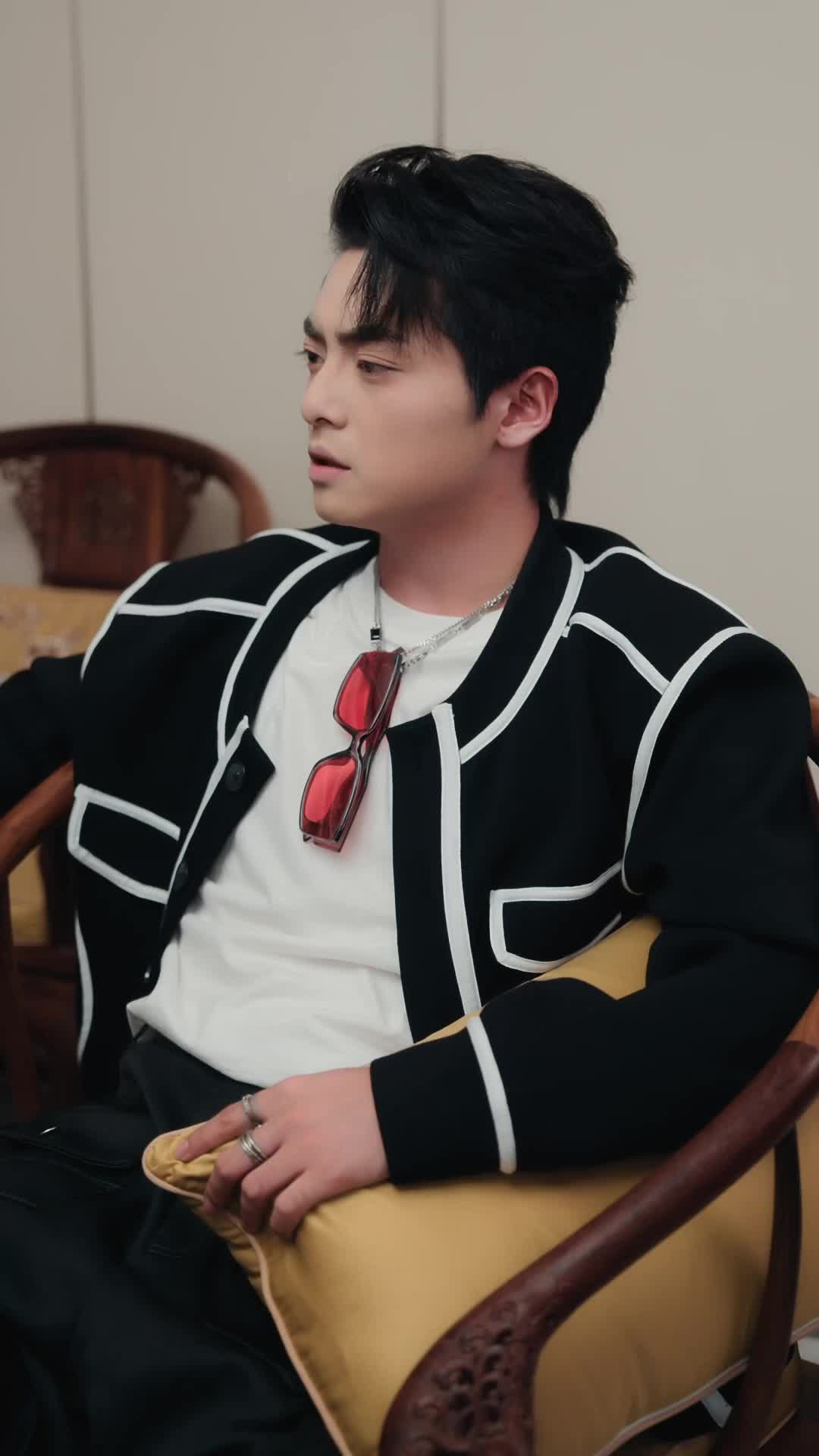 Episode 8 - The Inner Voice of the Werewolf Family’s Daughter